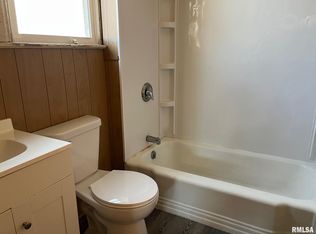 206 N State St #C, Springfield, IL 62702