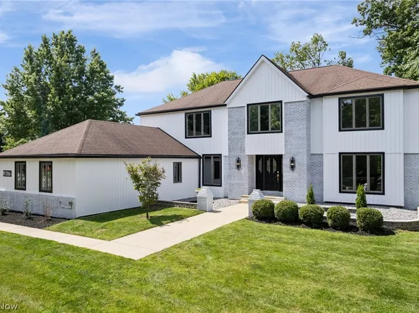 19286 Saratoga Trl, Strongsville, OH 44136