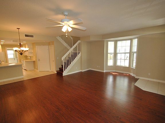 2nd image of 141 Ashley Ct