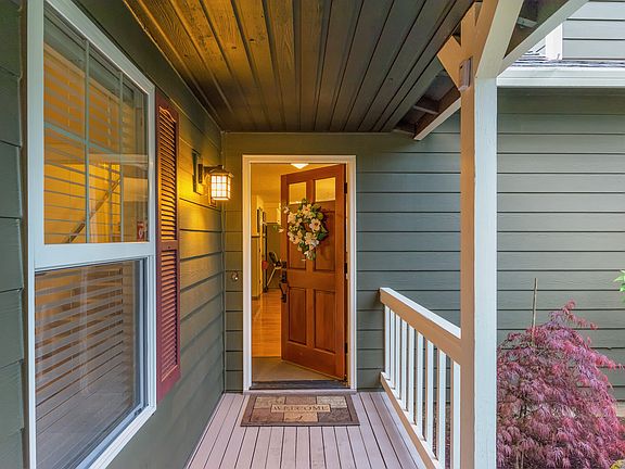 3rd image of 10114 NE 149th Ave