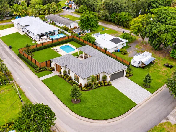 4329 Whispering Pines Road, West Palm Beach, FL 33406