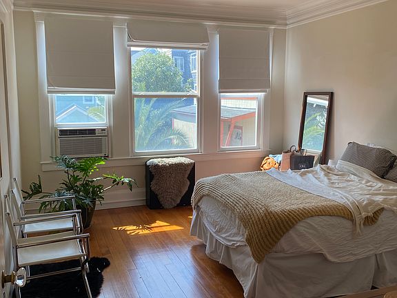 3rd image of 876 Treat Ave APT 6