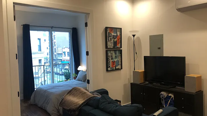 Rented by Nooklyn NYC LLC | media 65