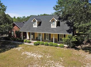 4201 Lake Wilma Rd, Moss Point, MS 39562