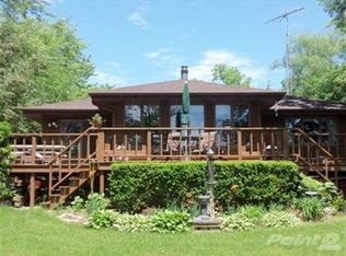 10966 N Gladys Dr E, Edgerton, WI 53534