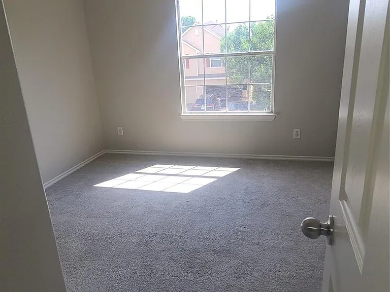 17242 Oakwood Chase Dr — Photo 11