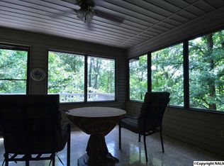 2532 Wyeth Dr, Guntersville, AL 35976