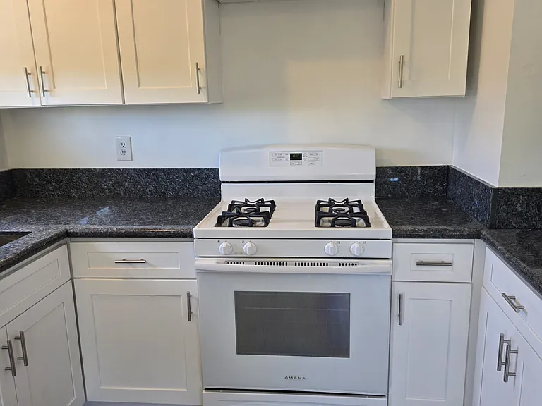 11661 Texas Ave #6 — Photo 4
