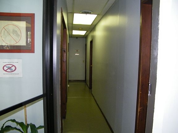 2nd image of 246 Montrose Ave #1
