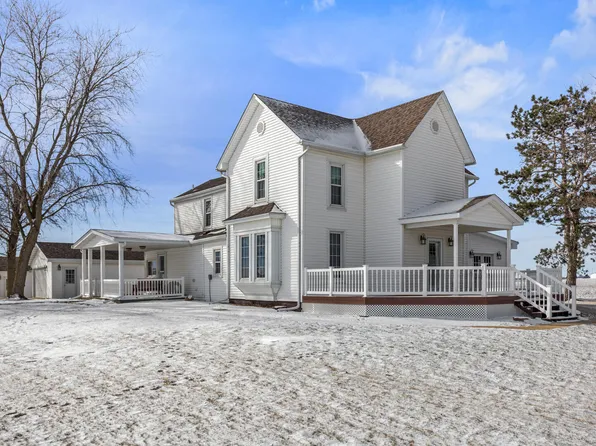 109 County Road 1675 N, Seymour, IL 61875