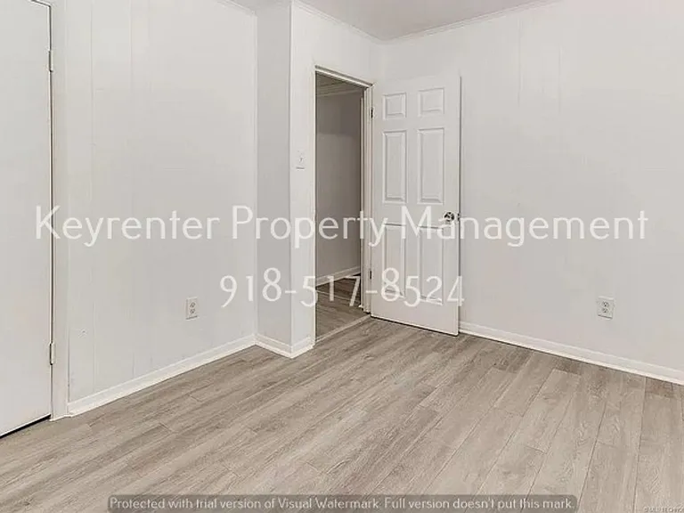 224 E Zion Pl — Photo 8
