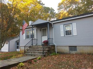 391 Flanders Rd, Groton, CT 06355