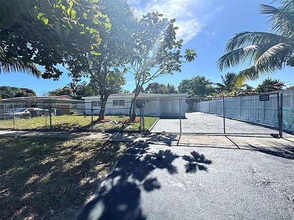 2nd image of 1080 Carolina Avenue