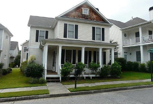 1st image of 814 Flagstone Ln SE