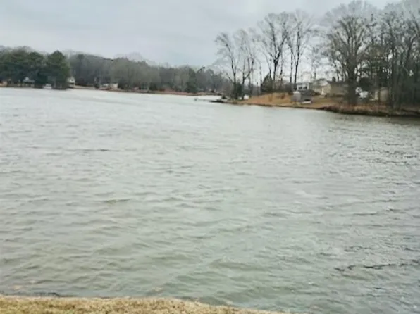 1407 Black Bass Cv, Memphis, TN 38109