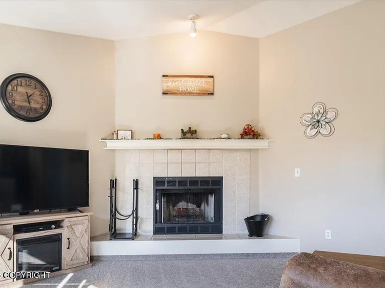 19015 Danny Dr — Photo 8
