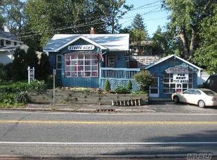 837 Fort Salonga Rd, Northport, NY 11768