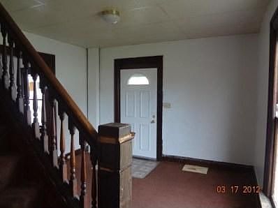 5th image of 1056 Linden Ave