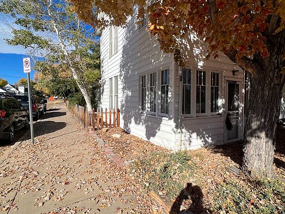 2nd image of 801 La Farge Ave