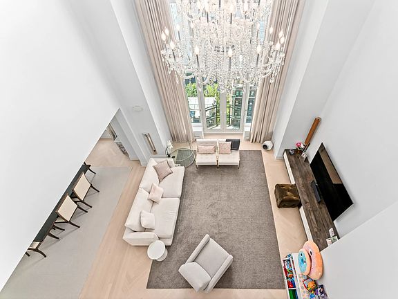 3rd image of 30 Park Pl #40D