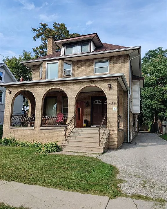 234 Brock St #1A