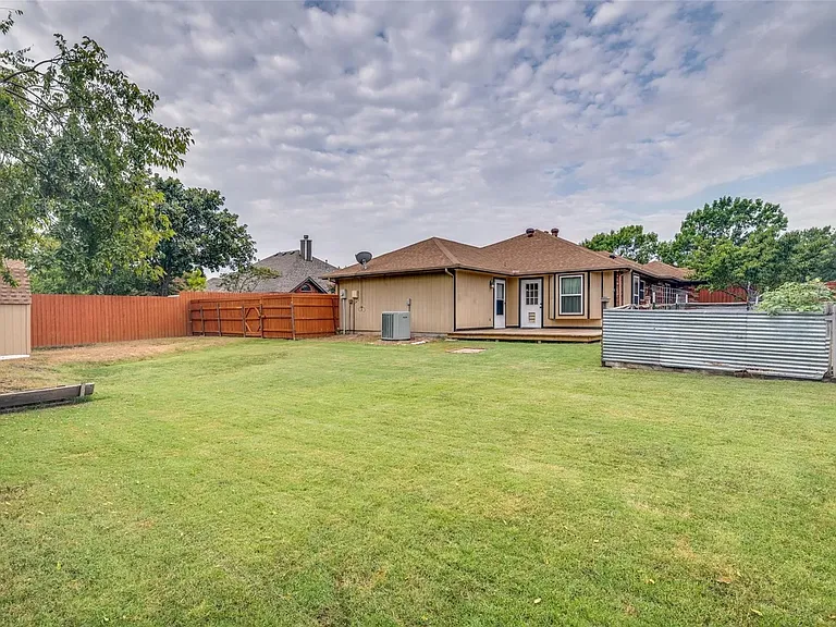 6512 Coral Ln — Photo 17