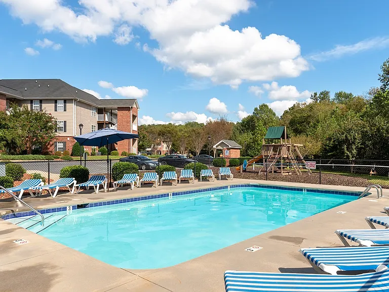 Madison Heights Luxury Apartments — Photo 10