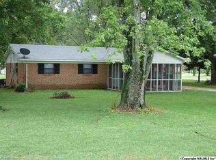 176 Dixon Rd, Hazel Green, AL 35750