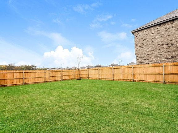 5th image of 1412 Jonah Ln