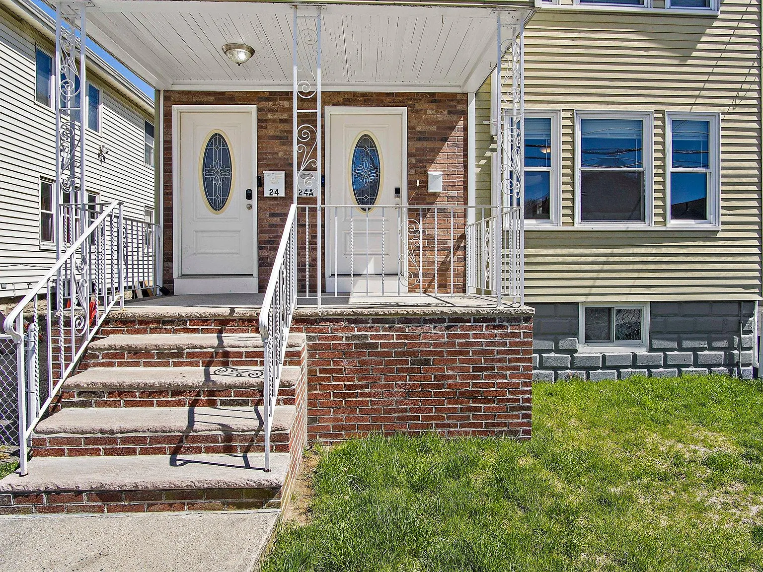 2 bed, 1175 sqft, $2,600 — Photo 3