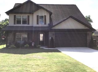 128 Meadowglade Ln, Madison, AL 35758