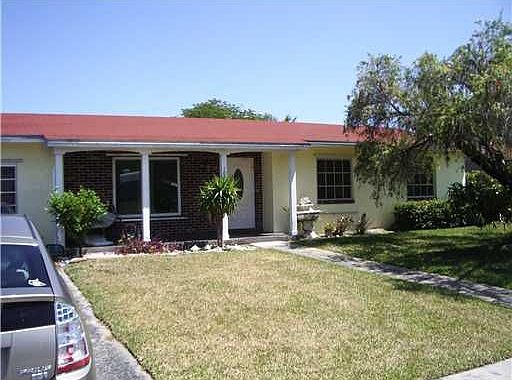 2nd image of 10531 SW 122nd Ct