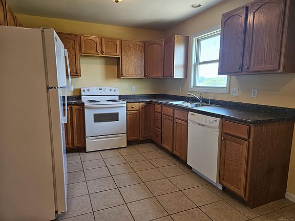 4th image of 6565 Fargo Rd