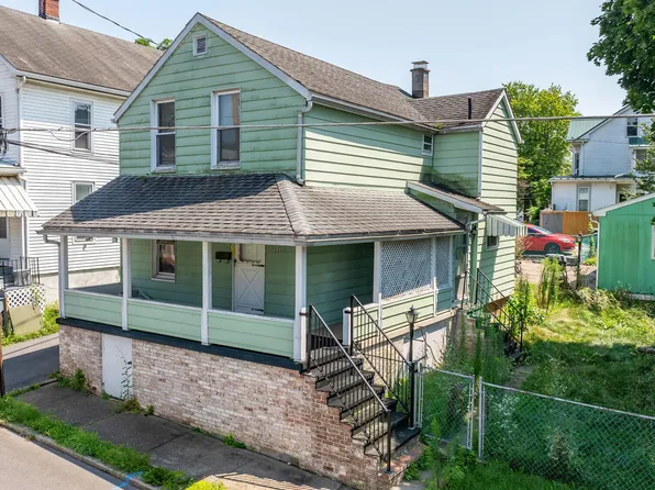 220 Walnut St, Milton, PA 17847