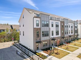 2704 Kempthorne Rd, Cary, NC 27519