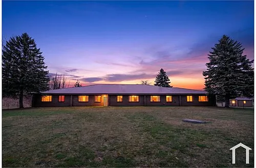 1441 Maple Dr Photo 1