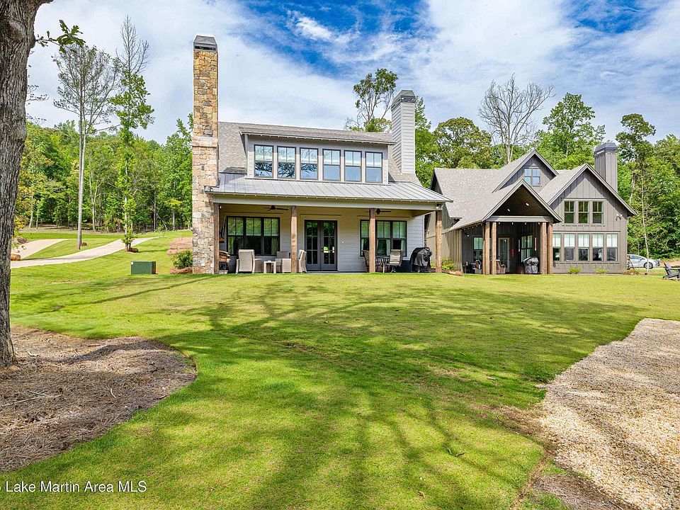 1st image of 285 Magnolia Way