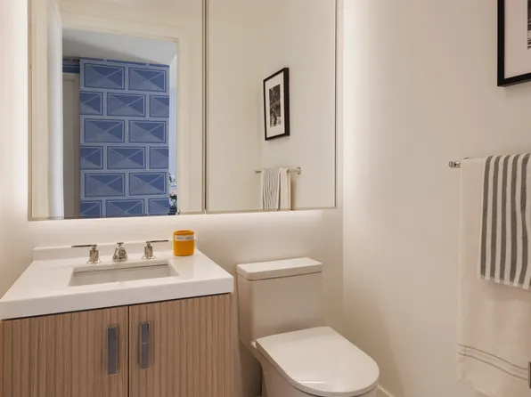 400 East 84th Street image 9 of 22