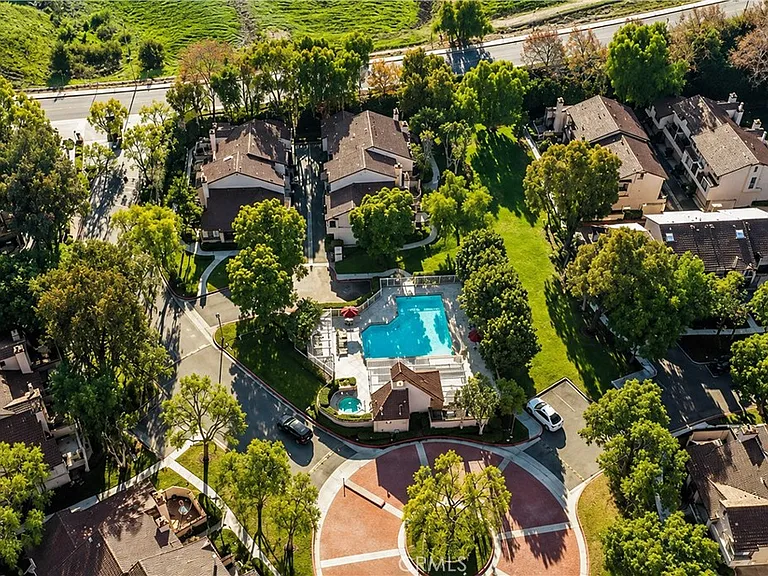 24 Rock Cliff Pl — Photo 24
