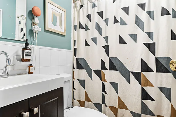 Rented by Corcoran | media 16