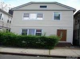 11112 14th Rd, College Point, NY 11356