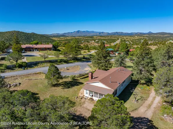 125 Mount Terrace Dr, Capitan, NM 88316