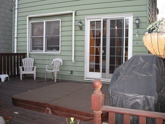rear deck w/covered hot tub