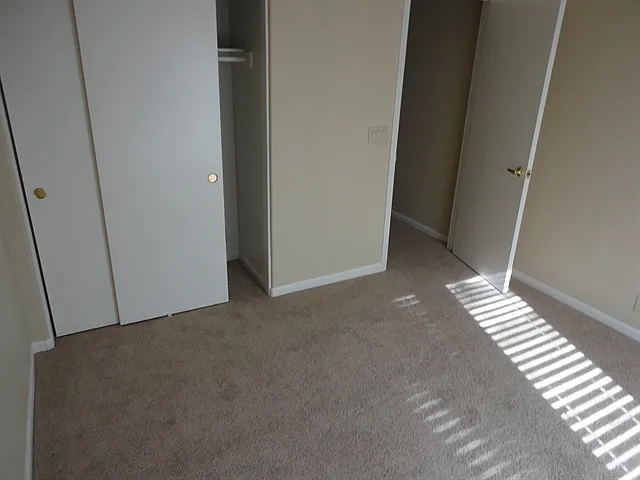 10235 W Missouri Ave — Photo 10