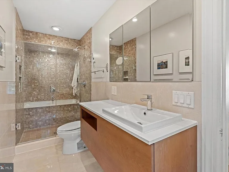 4838 Broad Branch Rd NW — Photo 18