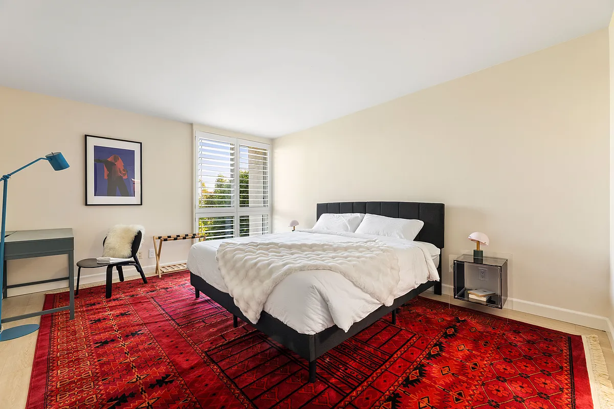 Building Photo - 8535 W West Knoll Dr #312