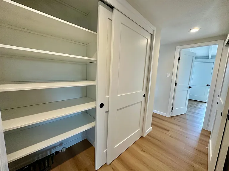 3081 McKinley Dr — Photo 12