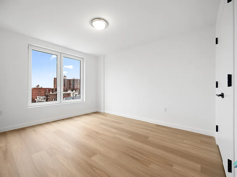 3510 Glenwood Rd #7G — Photo 12