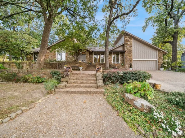 3334 E 100th Pl, Tulsa, OK 74137