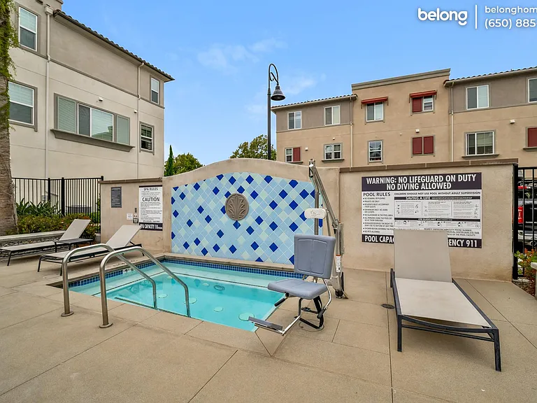 1523 Saint Simon Cir #B — Photo 20
